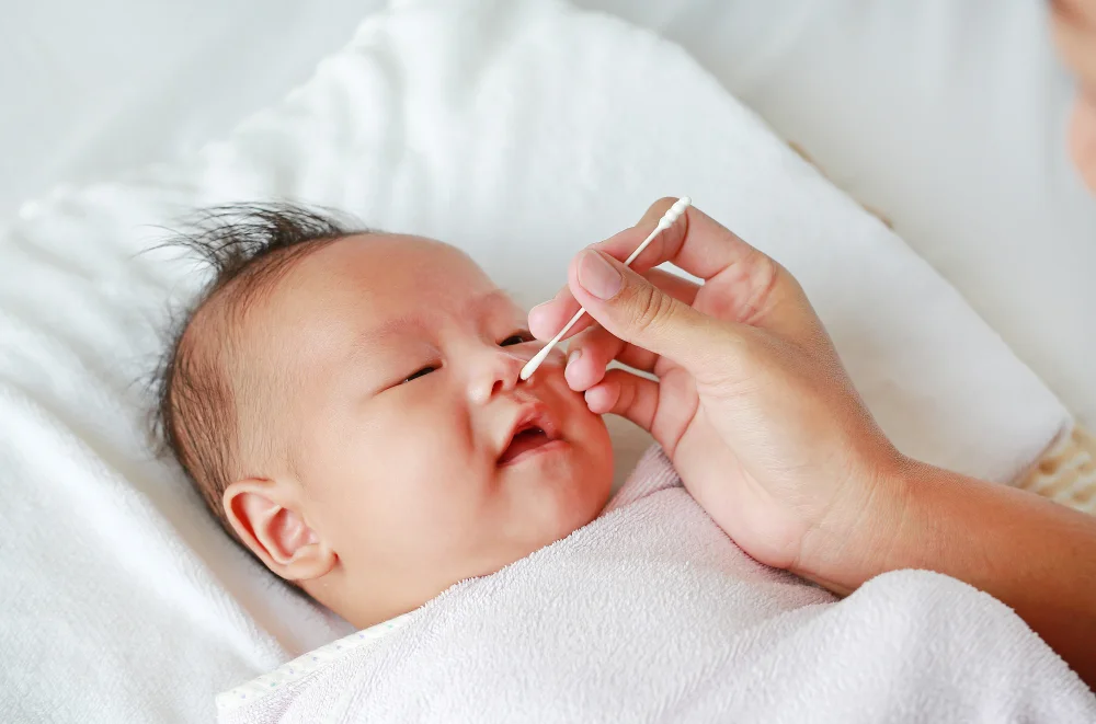4 Jenis dan Cara Mengatasi Batuk pada Bayi
