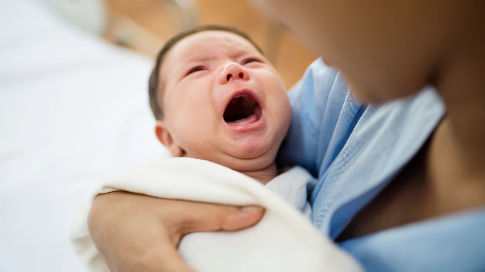 Kenali Sariawan pada Bayi & Cara Mengobatinya