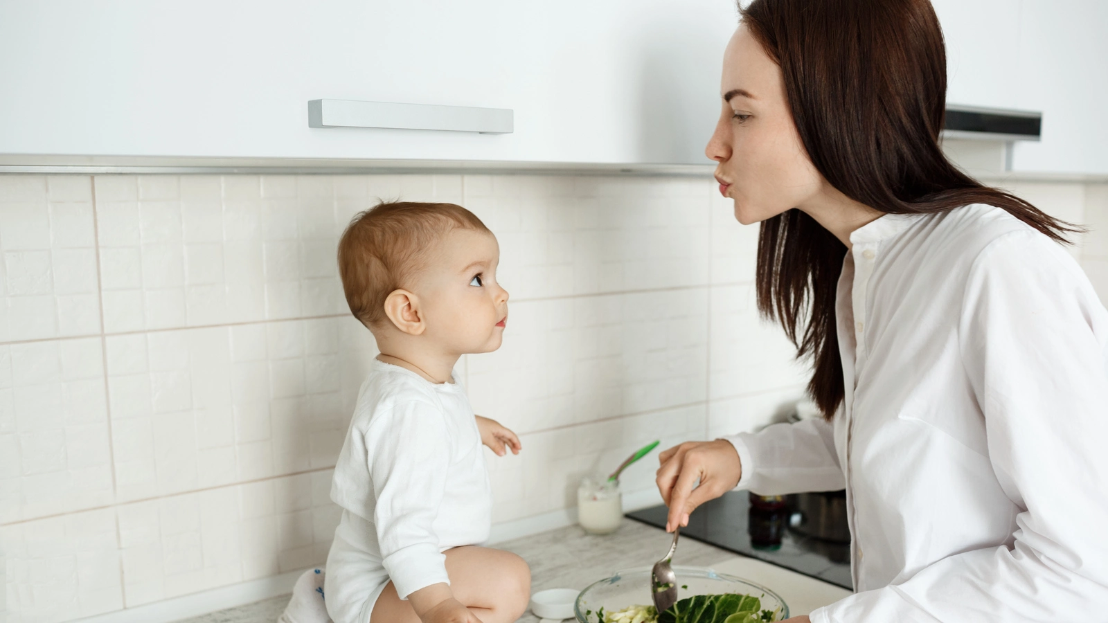 Moms Must Know! Here Are Effective Breast Milk Boosting Foods to Try