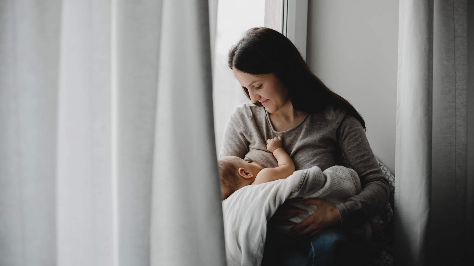 Moms, Here's How to Make Breast Milk Thicker for Your Little One